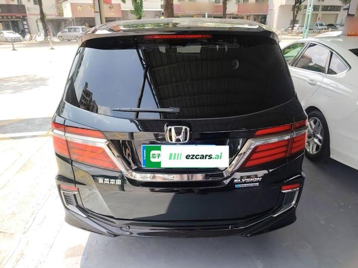 Elysion 2019 2.0L Hybrid Luxury photo 3