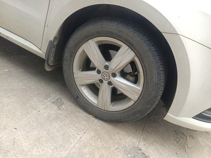 Lavida 2017 1.6L AT photo 8
