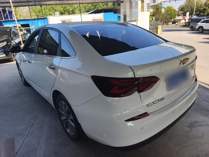 Cruze 2021 320 AT photo 4
