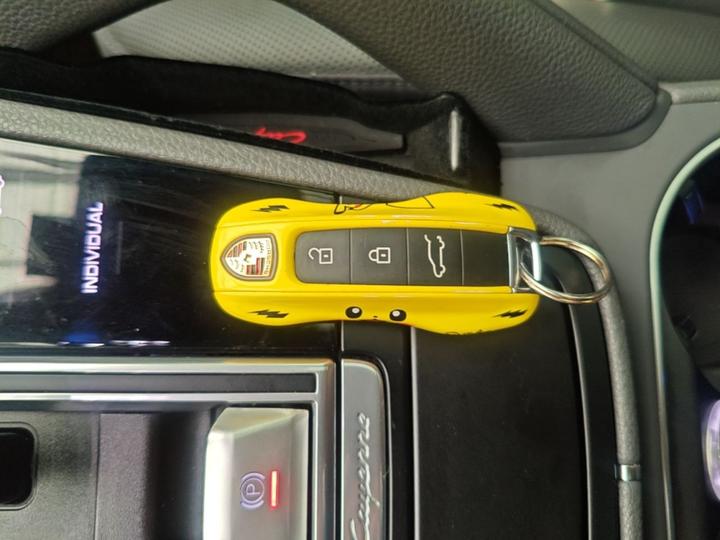 2019 Cayenne 3.0T photo 8