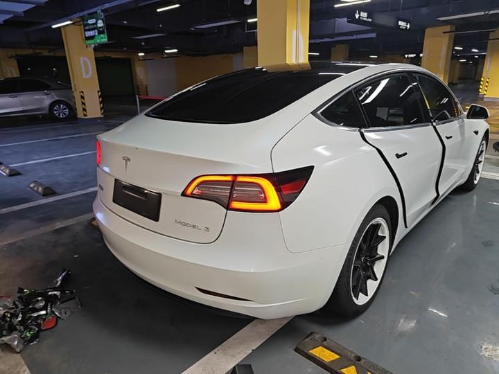 Model 3 2020 Standard Range RWD Upgraded photo 4