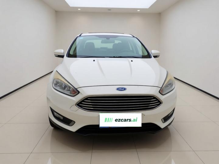 Focus 2017 Sedan EcoBoost 180 AT Elite photo 2