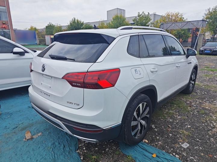 Tayron 2022 330TSI RWD Luxury Connected Plus photo 6
