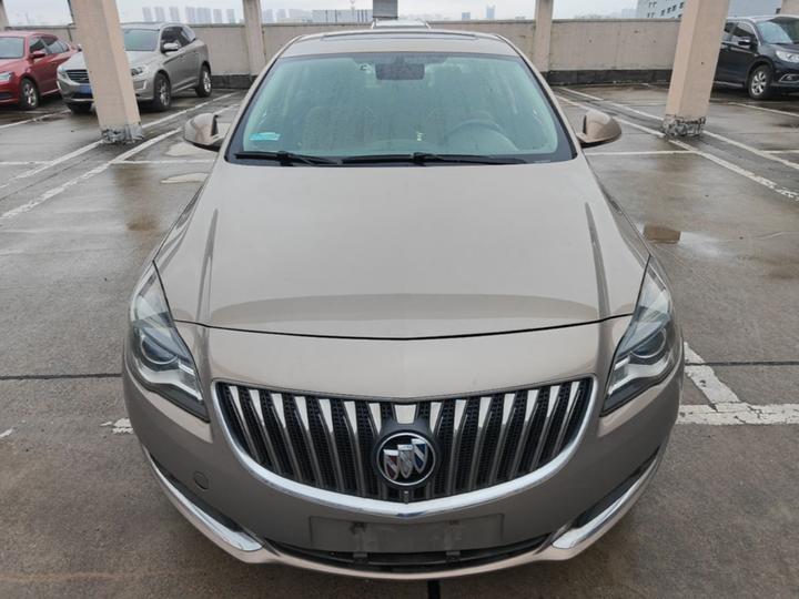 Regal 2015 1.6T Elite Tech photo 2