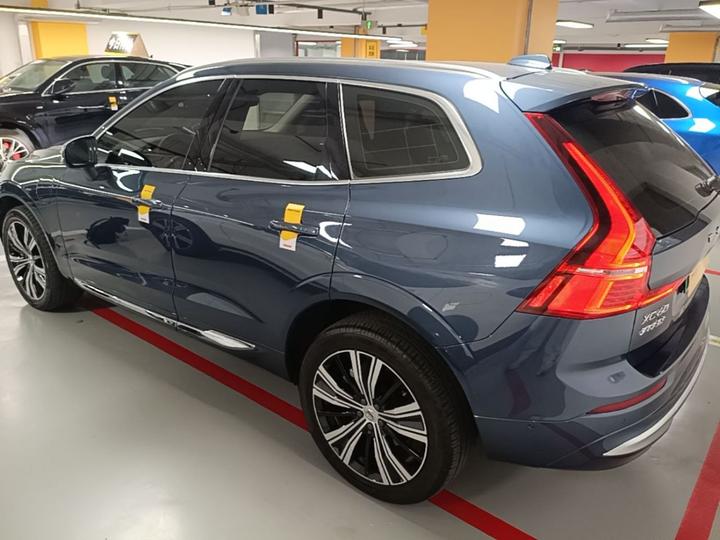 XC60 EV 2023 T8 PHEV Long Range AWD Luxury photo 4
