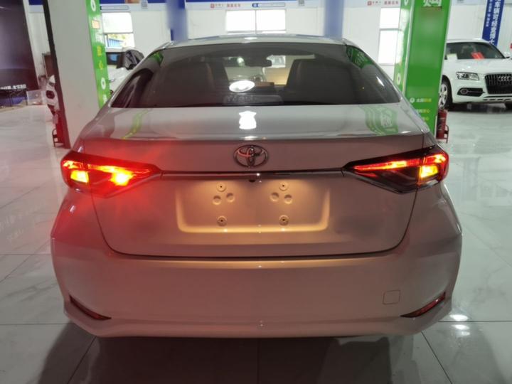 Corolla 2019 1.2T S-CVT GL-i Luxury photo 3
