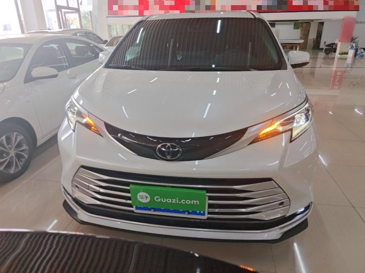 Sienna 2024 2.5L Hybrid AWD Premium photo 2