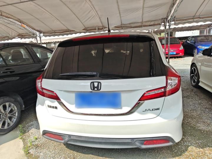 Jade 2014 1.8L AT Comfort Elite 5-Seater photo 3