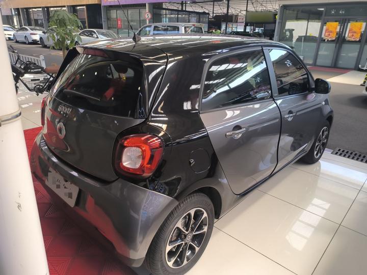 forfour 2016 1.0L 52 photo 4