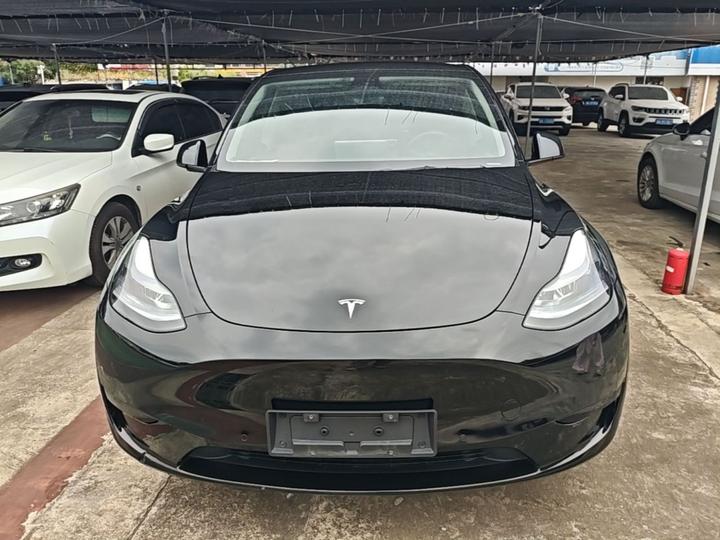 Model Y 2023 RWD photo 2