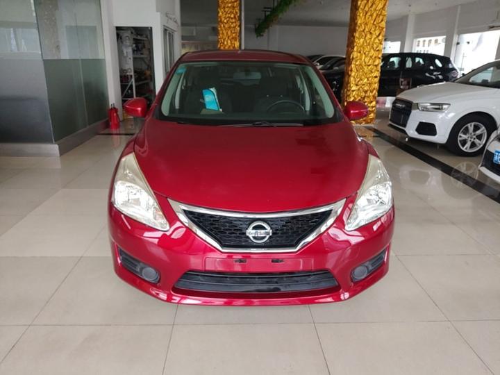 Tiida 2014 1.6L CVT Comfort photo 2