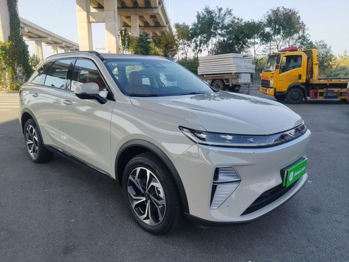 MAX 2025 Hi4 165 Ultra ADAS photo 3