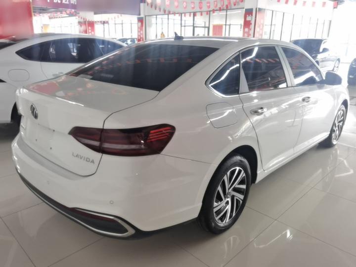 Lavida 2024 1.5L AT photo 4