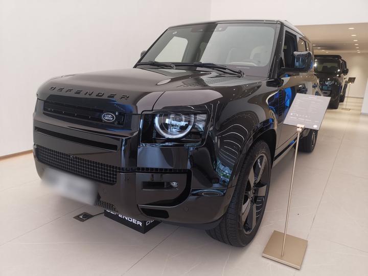 Defender 2026 110 3.0T X-Dynamic SE