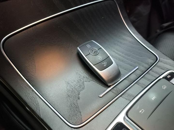 C-Class 2020 Facelift C 260 L Sport photo 8