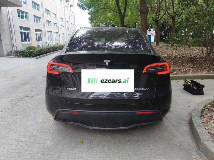 Model Y 2022 Facelift RWD photo 3