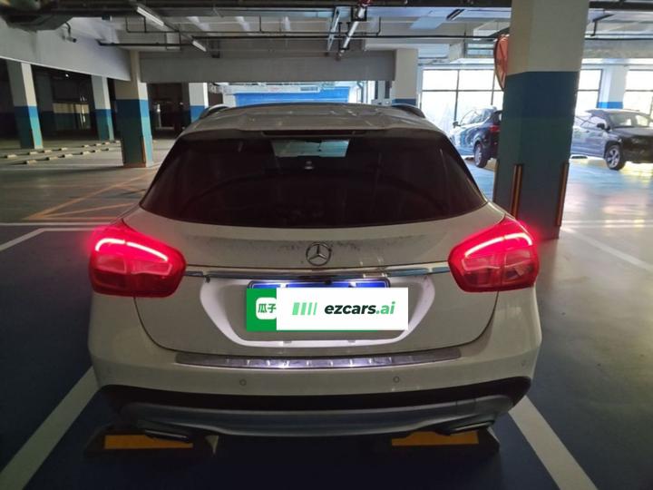GLA 2016 GLA 200 Dynamic photo 6