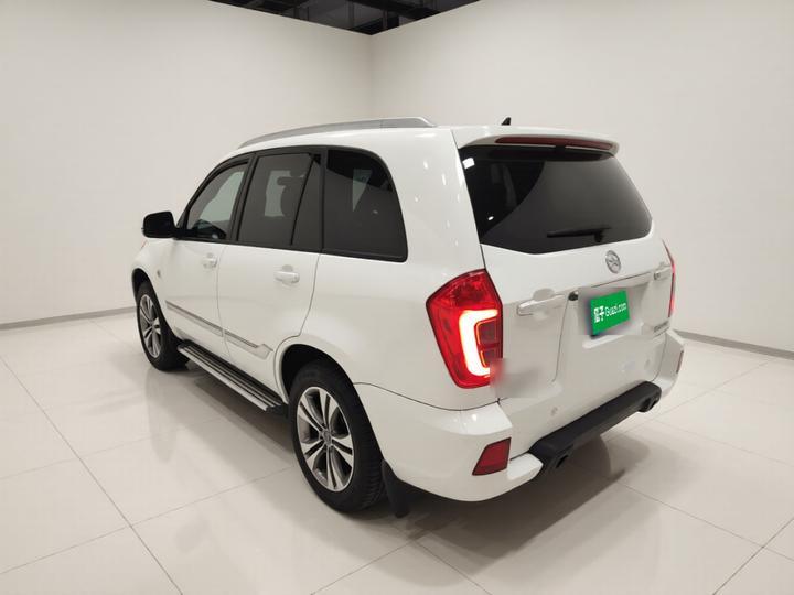 Tiggo 3 2015 1.6L MT Sport photo 4