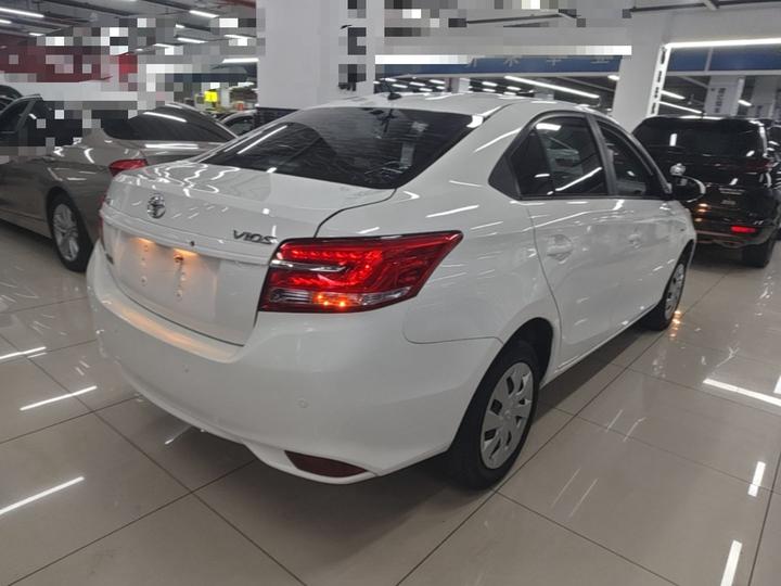 Vios 2017 1.5L CVT photo 6