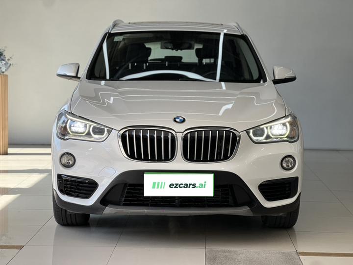 X1 2018 sDrive20Li Leading photo 3