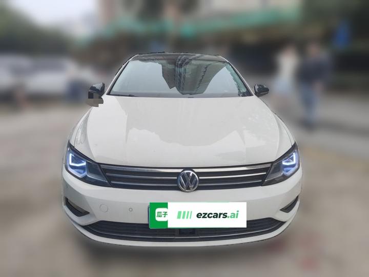 Lamando 2018 230TSI DSG photo 2