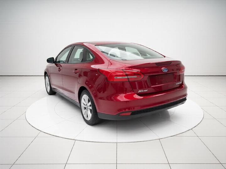 Focus 2015 Sedan 1.6L AT Comfort photo 4