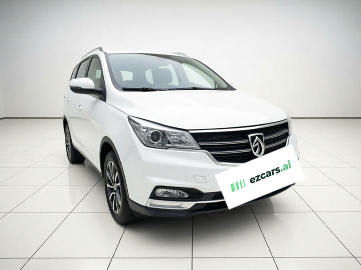 730 2019 1.5L MT Fashion 7-Seater China V photo 3