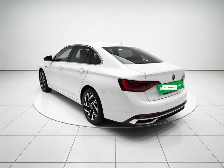 Sagitar 2023 280TSI DSG Plus photo 4