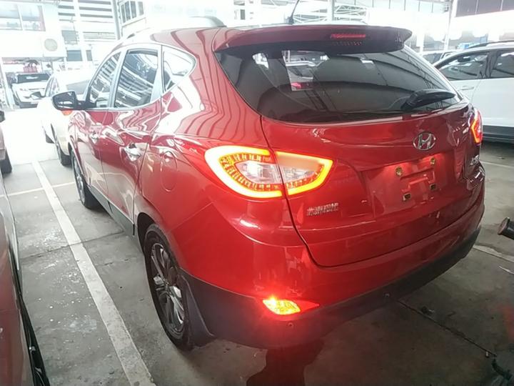 ix35 2015 2.0L AT RWD Smart IV photo 4