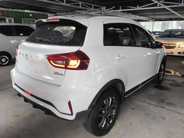 Vision X3 2021 PRO 1.5L CVT Premium photo 6