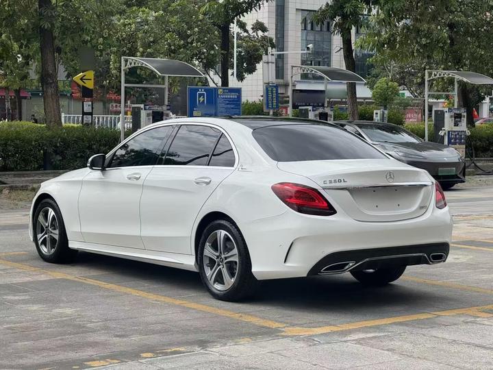 C-Class 2021 C 260 L Sport photo 6