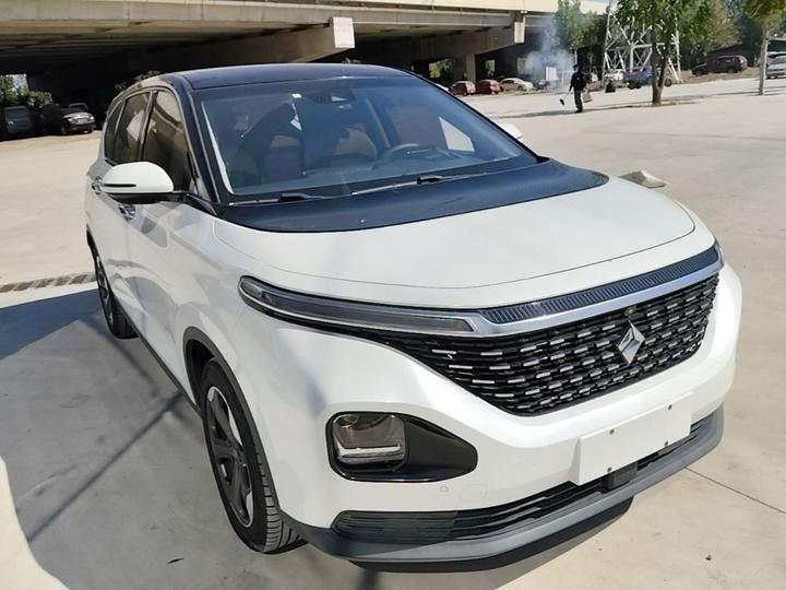 RM-5 2019 1.5T CVT 24 Premium 6-Seater photo 3