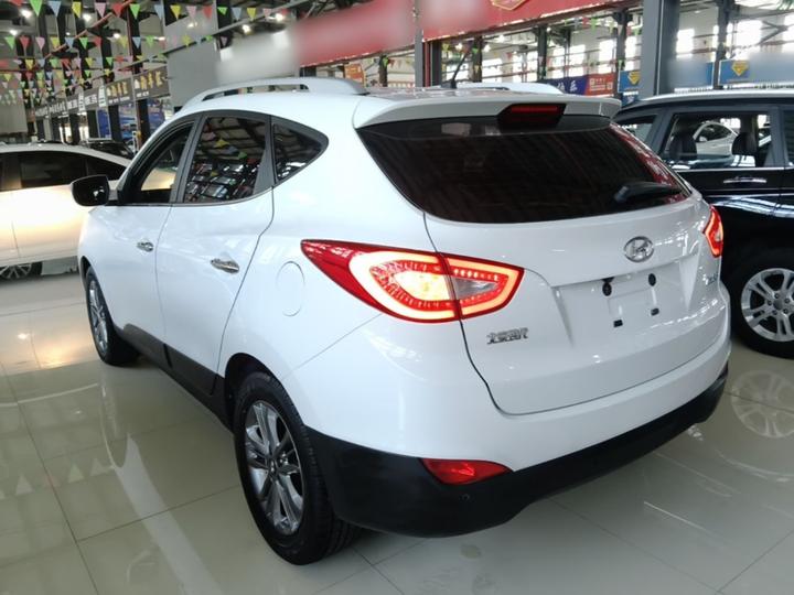 ix35 2015 2.0L AT RWD Smart IV photo 4