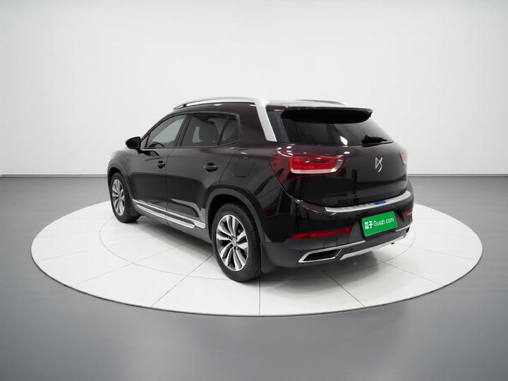 6 2016 1.6T Luxury THP160 photo 4