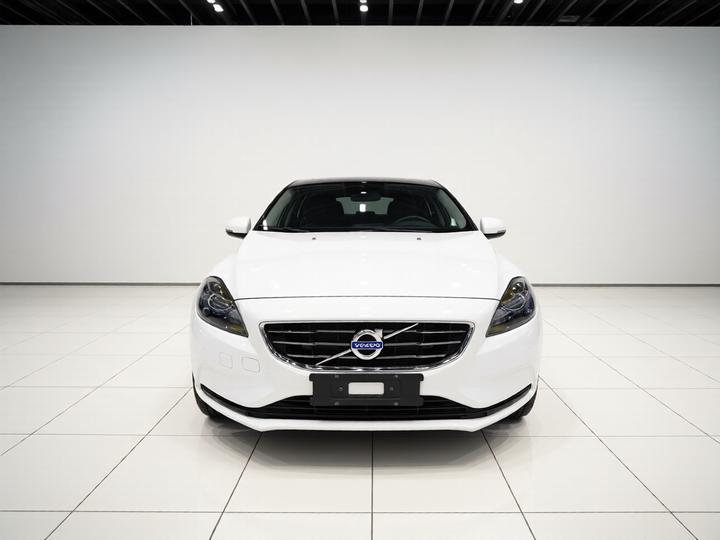 V40 2016 T3 photo 2