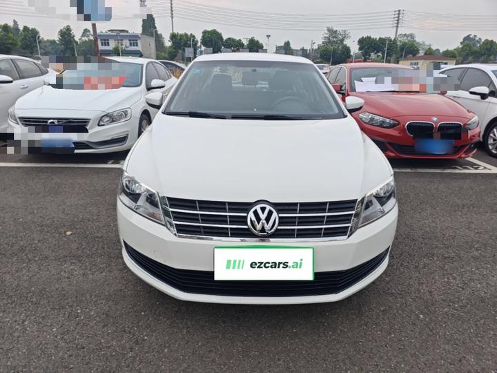 Lavida 2017 1.6L AT photo 2