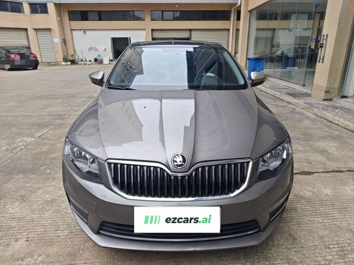 Octavia 2017 1.6L AT photo 2
