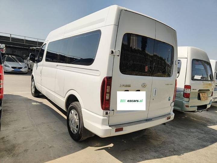 MAXUS V80 2025 PRO 2.0T MT Long Wheelbase 6/7/8/9-Seater photo 4