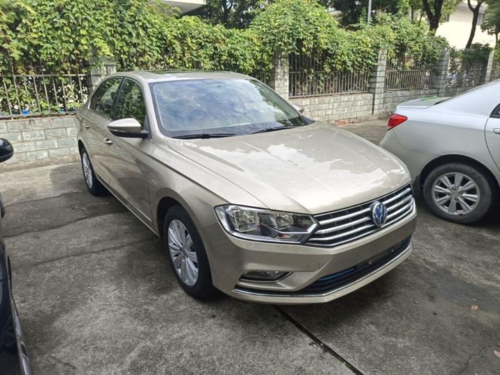 Bora 2017 1.6L MT Comfort photo 3