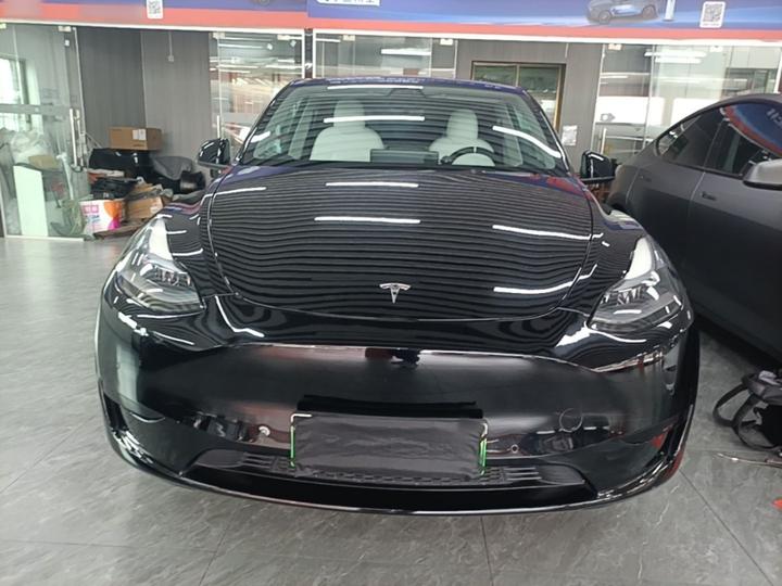 Model Y 2022 RWD photo 2