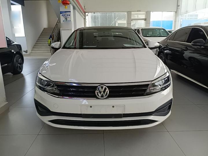 Lamando 2021 230TSI DSG photo 2