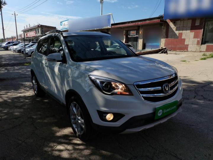 CS35 2017 1.6L MT Luxury photo 3