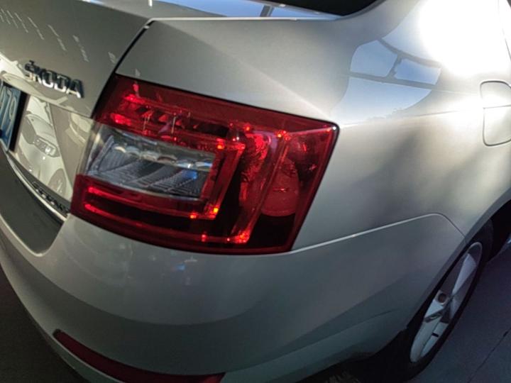Octavia 2015 1.6L AT photo 7
