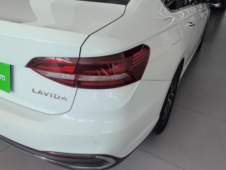 Lavida 2023 1.5L AT photo 7