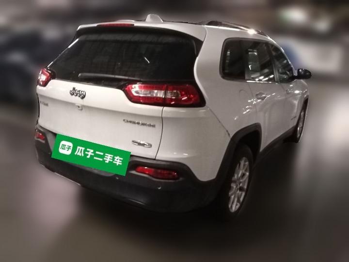 Cherokee 2016 2.0L photo 4