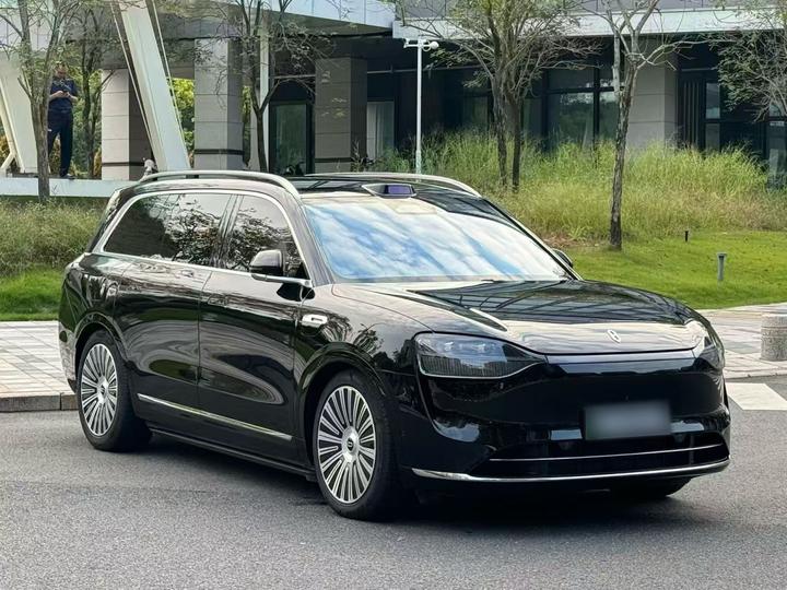 HIMA AITO M9 2025 EREV Ultra 52kWh 6-Seater 192-Line LiDAR photo 3