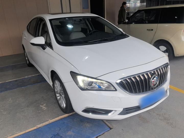 Verano 2017 Sedan 15S AT Progressive photo 3