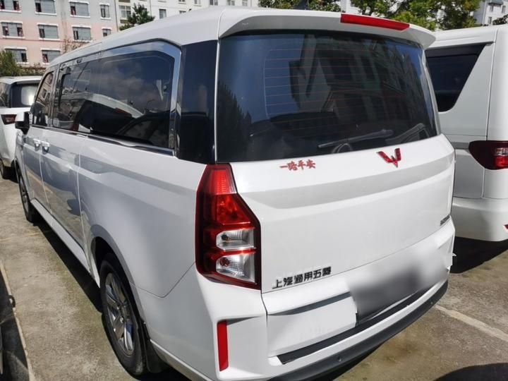Wuling 2021 1.5T MT Luxury photo 4
