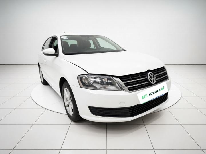 Lavida 2013 Facelift Classic 1.6L MT photo 3