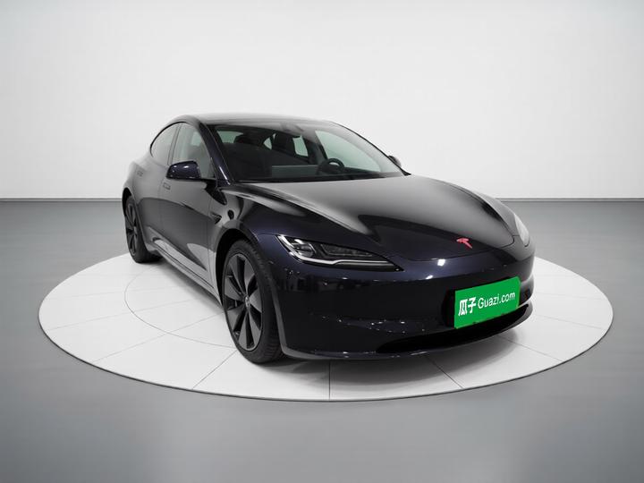 Model 3 2023 RWD photo 3